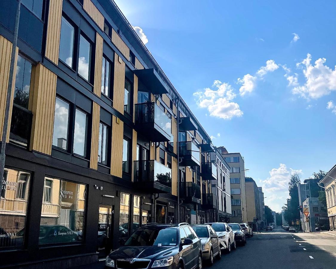 Modern 1 Bedroom Apartment In Central Куопіо Екстер'єр фото